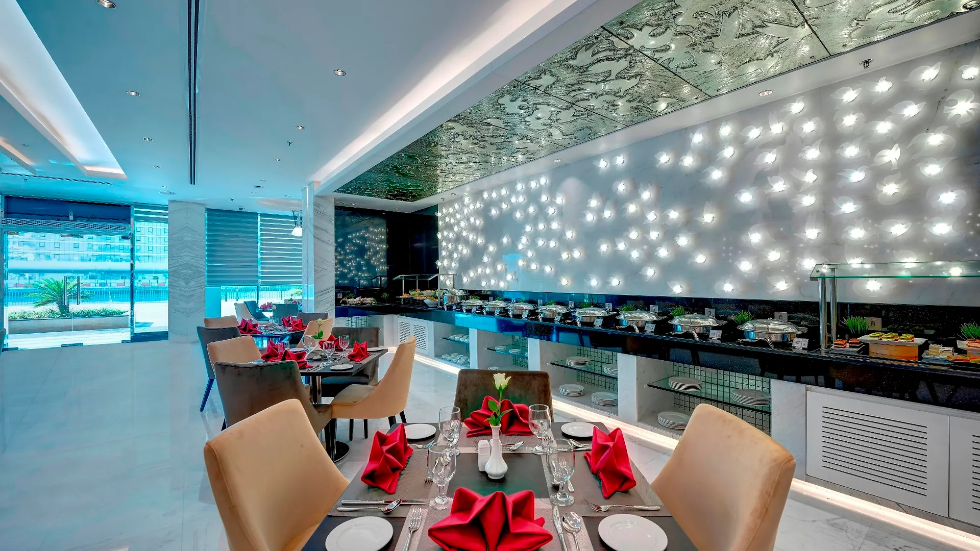 Royal Continental Suites Dubai Hotel
